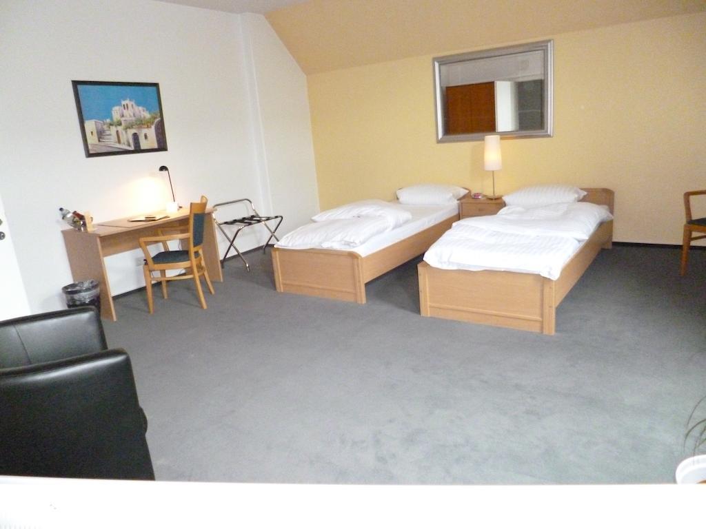 Hotel Restaurant Marbella Minden  Kamer foto