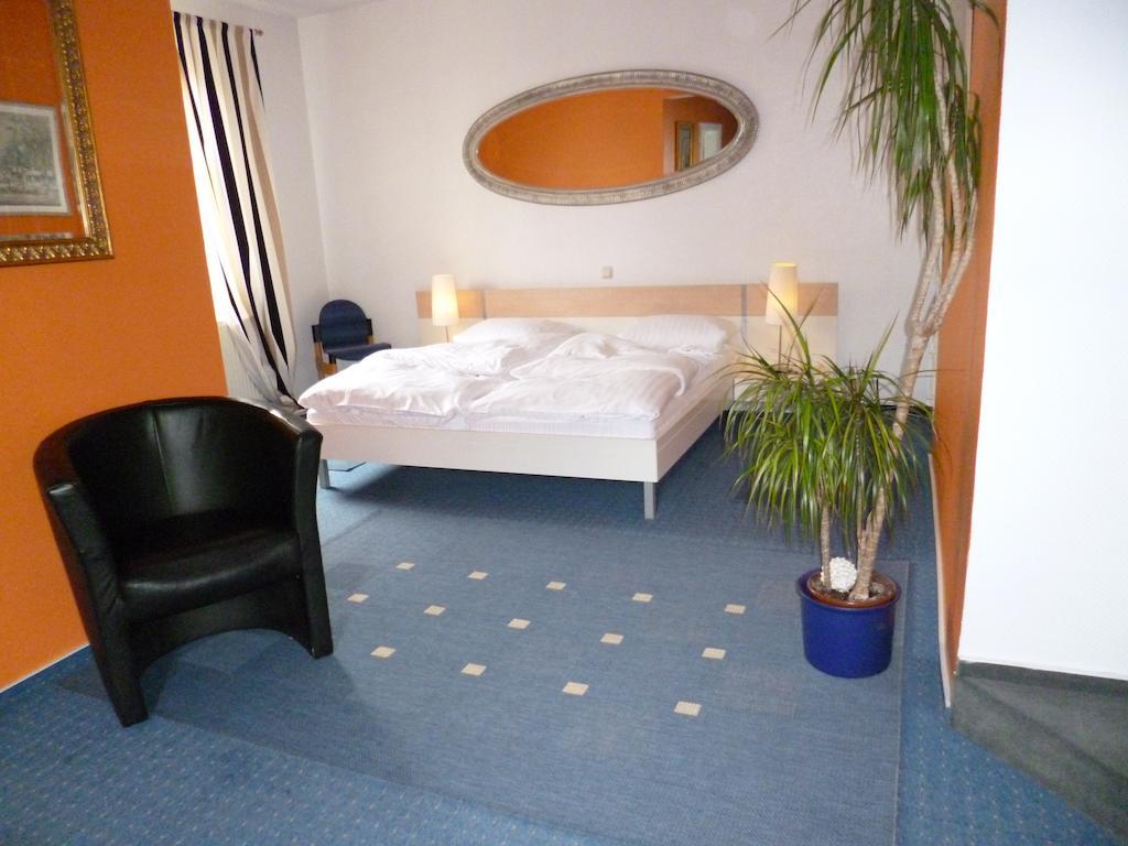 Hotel Restaurant Marbella Minden  Kamer foto